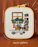 دیوارکوب گلدوزی طرح کنج خلوت من