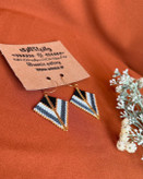 گوشواره های منجوق بافی دلیکا طرح کمان