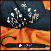 ست کلاه و دستبند دستبافت گلدوزی شده