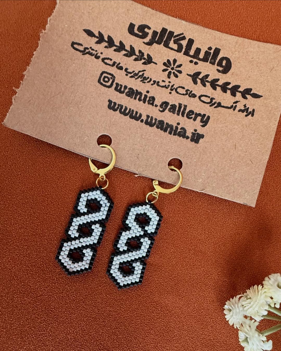 گوشواره های منجوق بافی شده طرح کندو